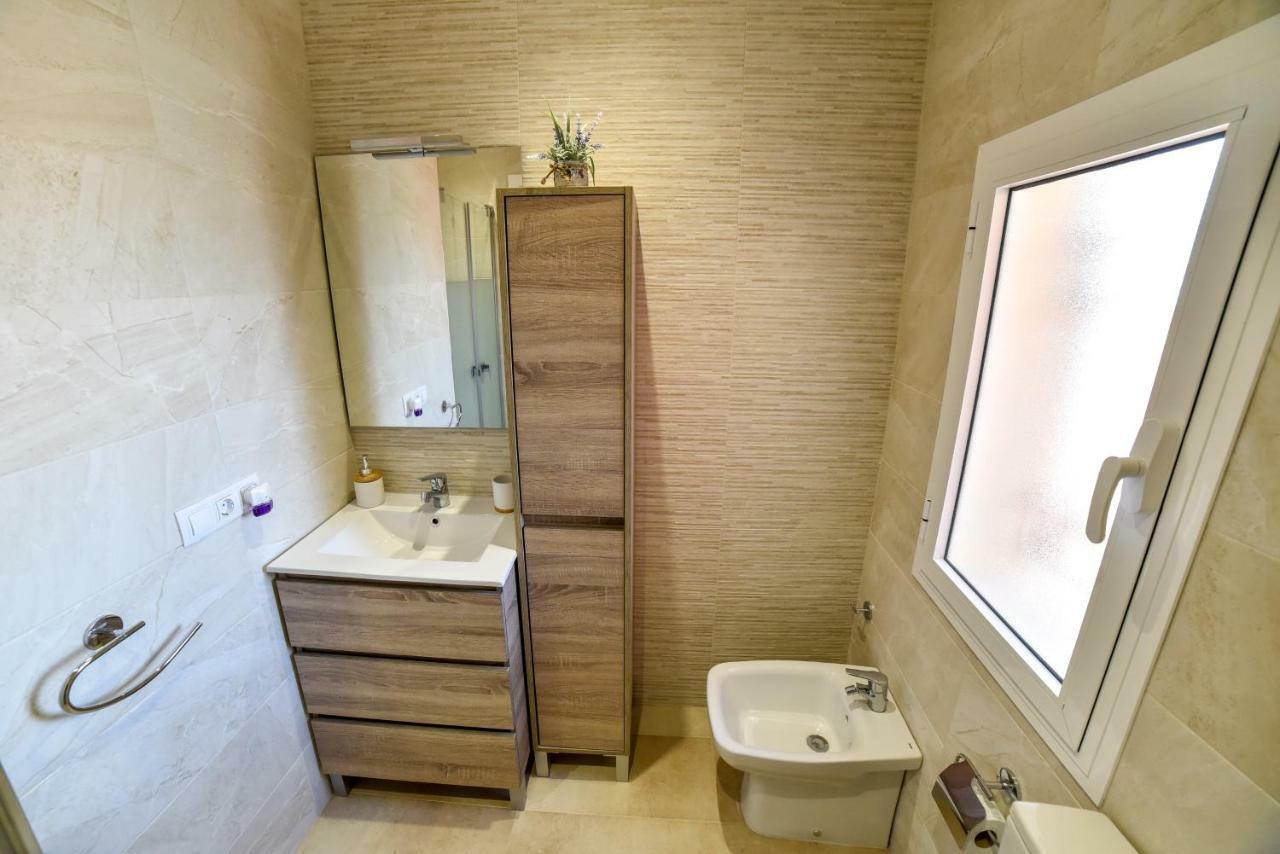 Alohamundi Arjona Apartment เซบีญา ภายนอก รูปภาพ