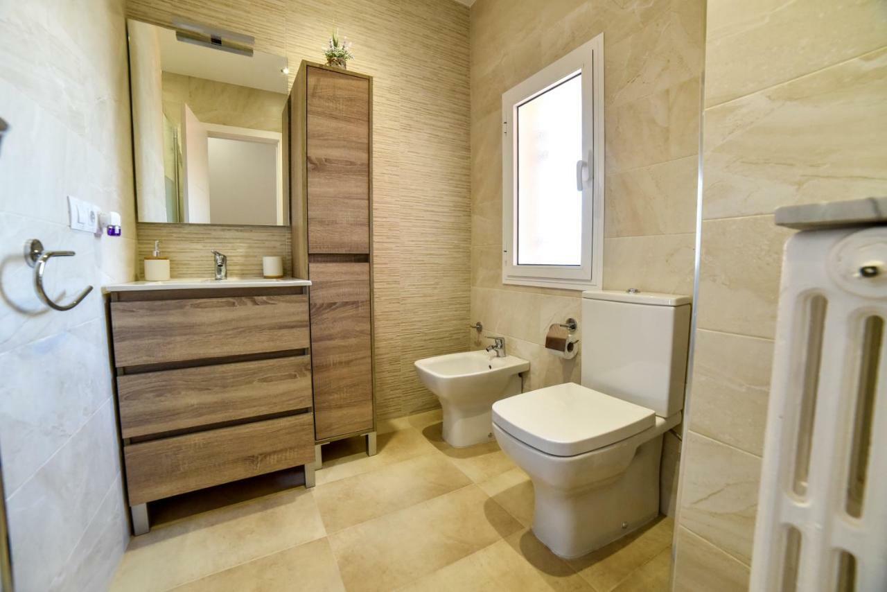 Alohamundi Arjona Apartment เซบีญา ภายนอก รูปภาพ